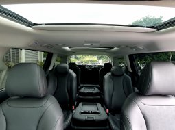 Kia Grand Carnival 2022 putih diesel 11 seater km 14 ribuan 21