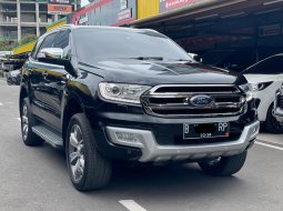 FORD EVEREST TITANIUM AT 2015/2016