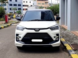 Toyota Raize 1.0T GR Sport CVT (One Tone) 2022 putih km 18ribuan cash kredit proses bisa dibantu