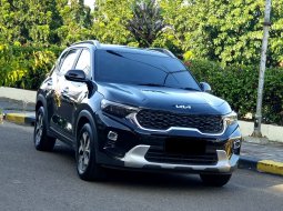 Kia Sonet Premiere 2022 5 seater hitam sunroof cash kredit proses bisa dibantu 2