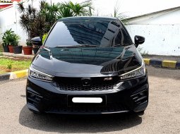 Honda City Hatchback New  City RS Hatchback CVT 2023 hitam km 19 ribuan tangan pertama dari baru