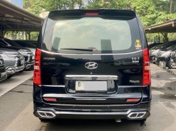 Hyundai H-1 Royale 2018 Hitam 5