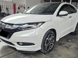 Honda HRV Prestige A/T ( Matic Sunroof ) 2016 Putih Km 54rban Mulus Siap Pakai 3