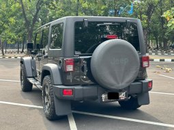 JEEP WRANGLER 3.8L BENSIN AT HITAM 2011 LOW KM DIJUAL CEPAT TERMURAH 5