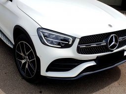 Mercedes-Benz GLC 200 AMG Line 2022 putih km 26 ribuan cash kredit bisa dibantu 5