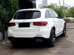 Mercedes-Benz GLC 200 AMG Line 2022 putih km 26 ribuan cash kredit bisa dibantu 11