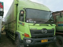 ada 3 Hino tronton 6x2 FL235JW Wingbox 2018 isuzu giga mitsubishi fuso