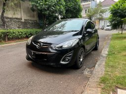 Mazda 2 V 2014 Manual Hitam Murah Bagus