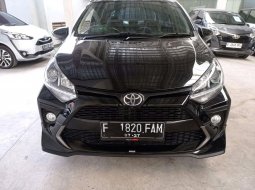 TOYOTA AGYA GR SPORT 1.2 AT 2022  HITAM