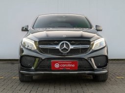 Mercedes-Benz GLE 400 Hitam