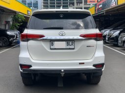 Toyota Fortuner 2.4 TRD AT 2019 6