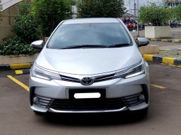 Toyota Corolla Altis V AT 2019 silver pajak panjang cash kredit bisa dibantu