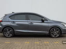 Honda City Hatchback New City RS Hatchback CVT Abu-abu 3