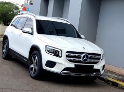 Mercedes-Benz GLB 200 Progressive Line 2020 putih km 44 rban cash kredit proses bisa dibantu 2