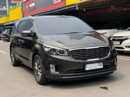 Kia Grand Sedona Ultimate 2017