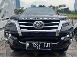 Toyota Fortuner VRZ Matic Tahun 2019 Kondisi Mulus Terawat Istimewa Seperti Baru