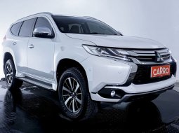 JUAL Mitsubishi Pajero Sport 2.4 Dakar Ultimate 4x2 AT 2019 Putih