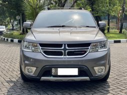 Dodge Journey SXT Platinum 2013 Abu-abu 3