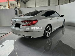 Honda Accord EL 1.5 turbo AT ( Matic ) 2019 Putih km low 40rban Good Condition Siap Pakai 4