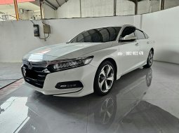 Honda Accord EL 1.5 turbo AT ( Matic ) 2019 Putih km low 40rban Good Condition Siap Pakai 3