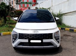 Hyundai STARGAZER prime 2024 putih km 52 perak full ori