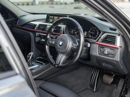 BMW 3 Series 320i M Sport 2.0 Facelift 2018 Abu Abu Metalik Sedan 7