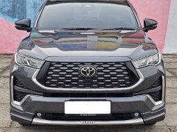 Toyota Kijang Innova Zenix Q hybrid modelista tss 2023 Abu-abu