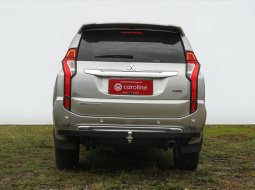 Mitsubishi Pajero Sport Dakar 2.4 AT 2019 Silver - Pajak Panjang - Dokumen Lengkap 4