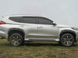 Mitsubishi Pajero Sport Dakar 2.4 AT 2019 Silver - Pajak Panjang - Dokumen Lengkap 11