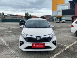 Daihatsu Sigra R 1.2 AT 2022 Putih - TDP Rendah - Pajak Aman