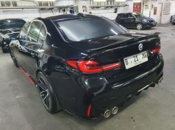 BMW M5 M5 F90 Automatic 2007 Gress mobil istimewa 6