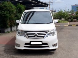 Nissan Serena Highway Star 2017 putih dp 35 jt cash kredit proses bisa dibantu