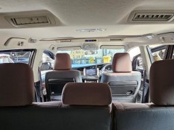 Toyota Innova 2.4 V A/T ( Matic Diesel ) 2022 Hitam Km 49rban Mulus Siap Pakai Good Condition 14