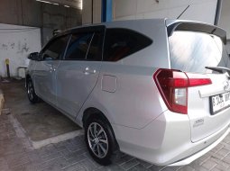 Daihatsu Sigra 1.2 R AT 2017 SILVER 9