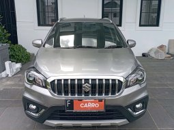 Suzuki Sx4 S-Cross AT 2022 / Kredit Mobil Murah