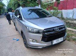 Toyota Kijang Innova V 2020  - Beli Mobil Bekas Murah