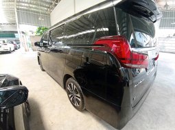 Toyota Alphard 2.5 G A/T 2021 Hitam 7