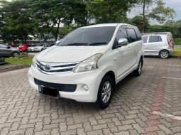 Toyota Avanza 1.3G AT 2015 Putih Murah Bagus