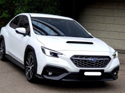 Subaru WRX 2023 matic km 7 ribuan putih