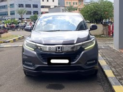 Honda HR-V 1.8L Prestige 2019 abu km 34 ribuan sunroof