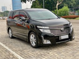 Nissan Elgrand Highway Star 2013 Hitam 3