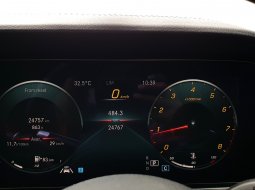 Mercedes-Benz E-Class E 300 2023 abu amg line km 24 ribuan 10