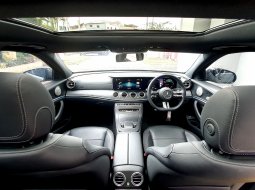 Mercedes-Benz E-Class E 300 2023 abu amg line km 24 ribuan 21