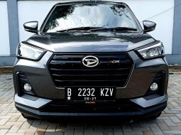 JUAL Daihatsu Rocky 1.0T R CVT 2022 Abu-abu