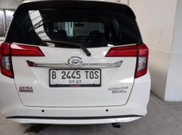 DAIHATSU sigra R DELUXE 1.2 AT 2017 PUTIH