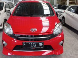 Toyota Agya 1.0 G  1.0 A/T 2015 MERAH