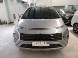 Hyundai STARGAZER prime 1.5 AT  2022 ABU ABU