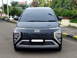 Hyundai STARGAZER prime 2023 hitam km 13 ribuan