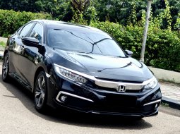 Honda Civic 1.5L Turbo 2019 sedan es turbo hitam km 33 ribuan 2