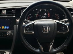 Honda Civic 1.5L Turbo 2019 sedan es turbo hitam km 33 ribuan 6